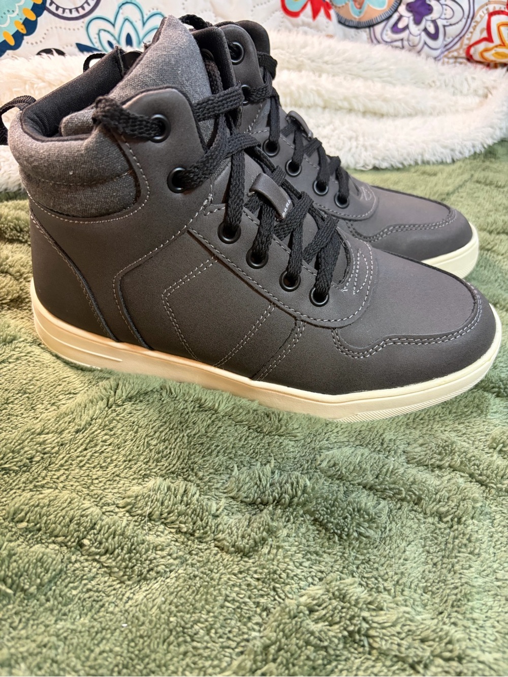 Cat & Jack Black and Neon Yellow High-Top Sneakers